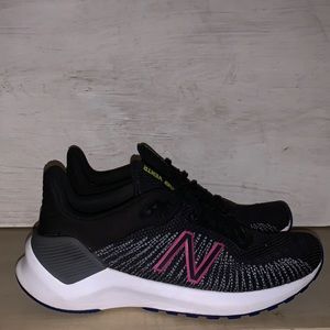 Women’s New Balance Shoe Sz 7.5